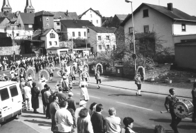 37. Rheinischer Schützentag in Montabaur 1988 - Parade durch die Stadt